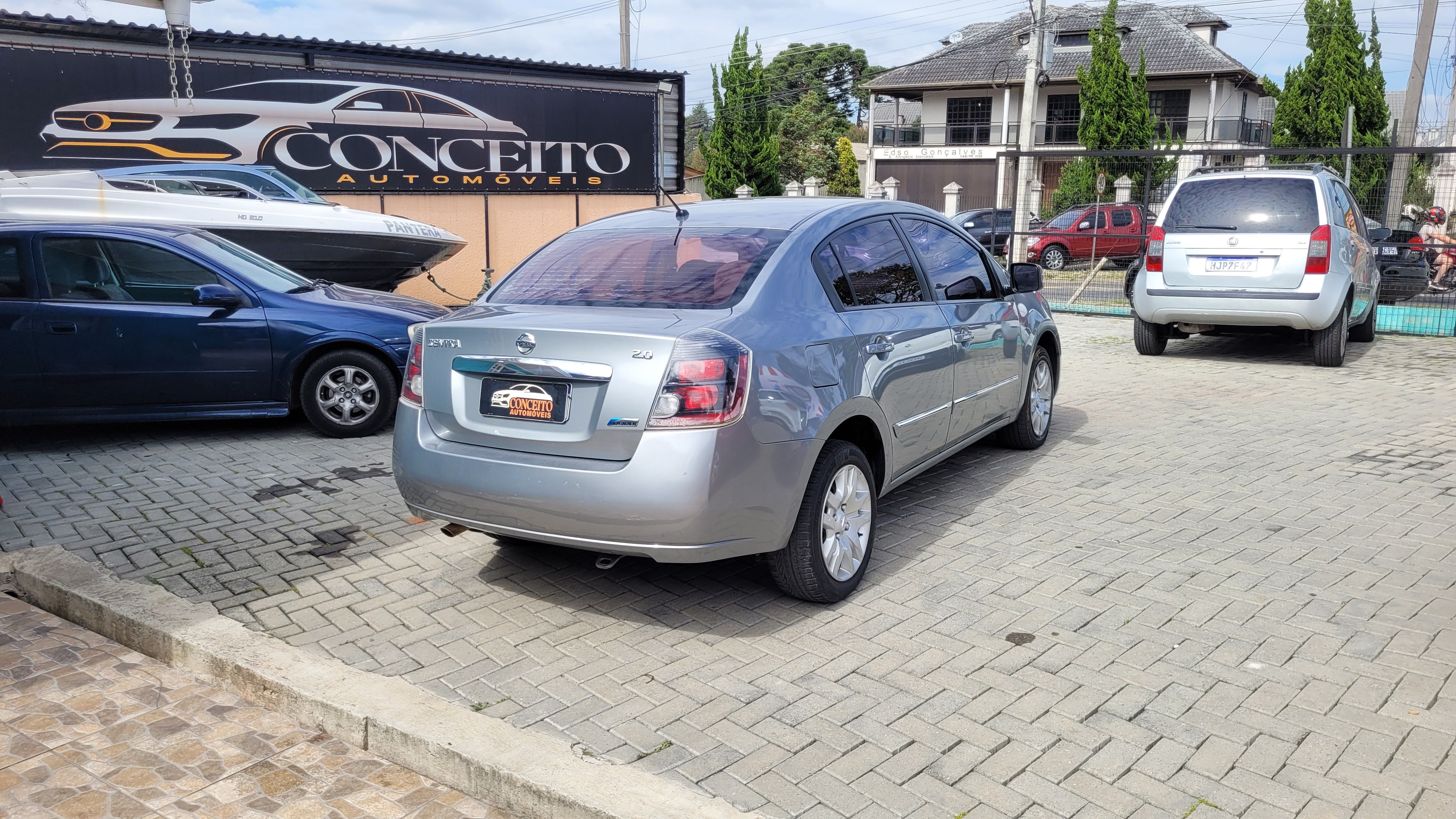Nissan Sentra