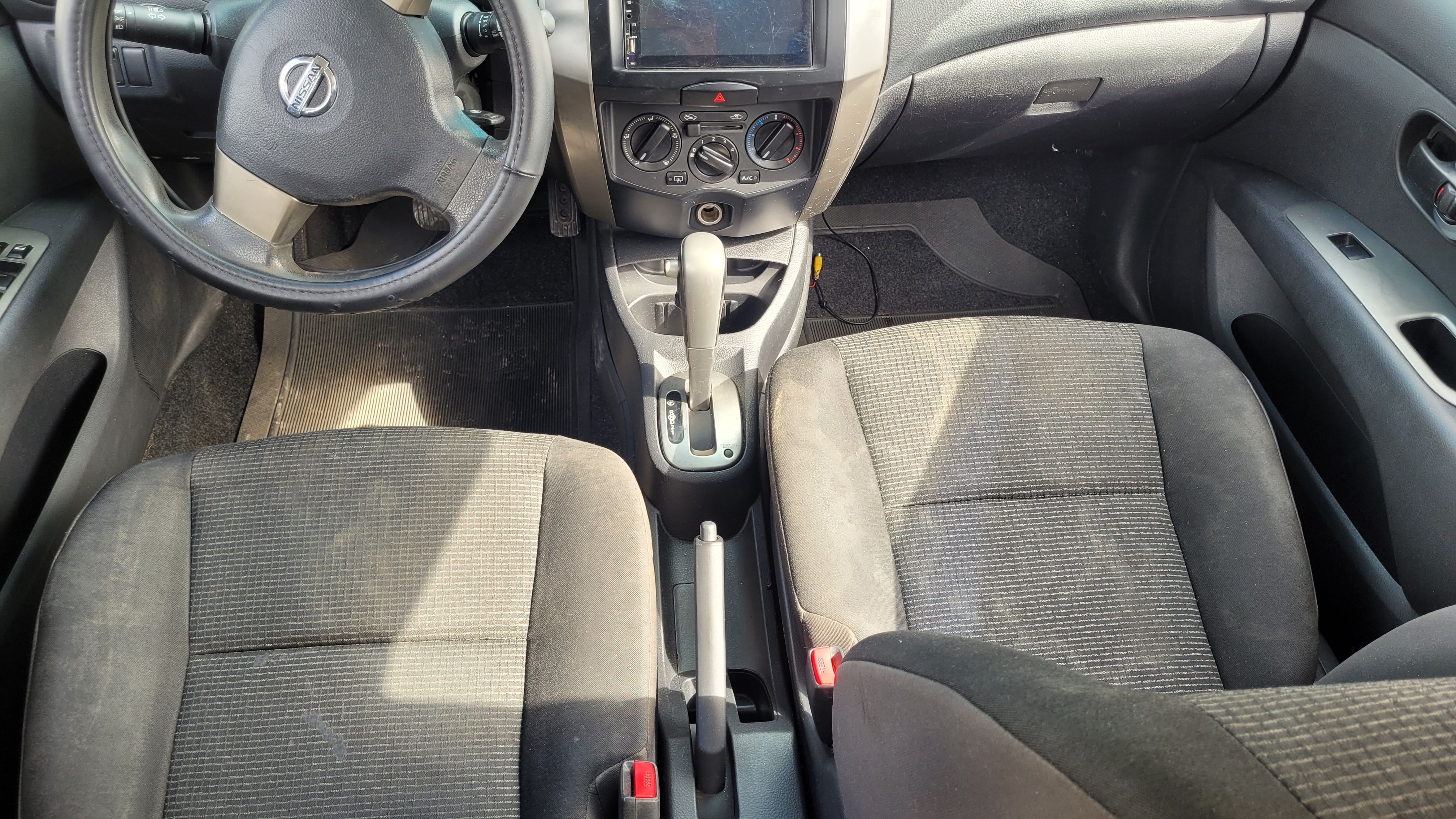 Nissan Livina