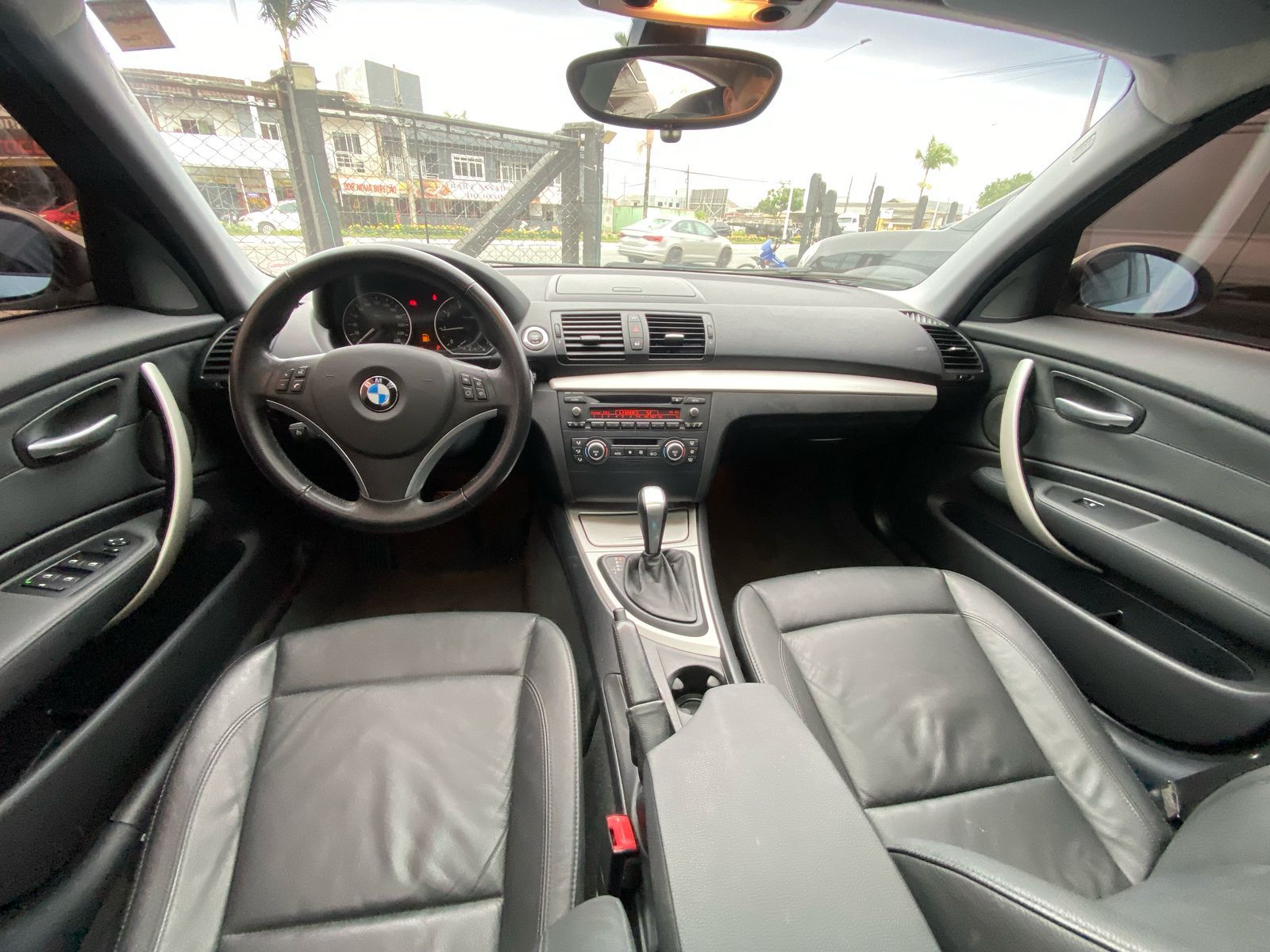 BMW 120i