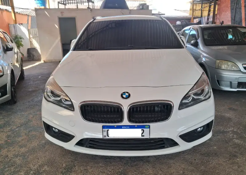 BMW 220i Active Tourer 220i CAT GP ActiveFlex