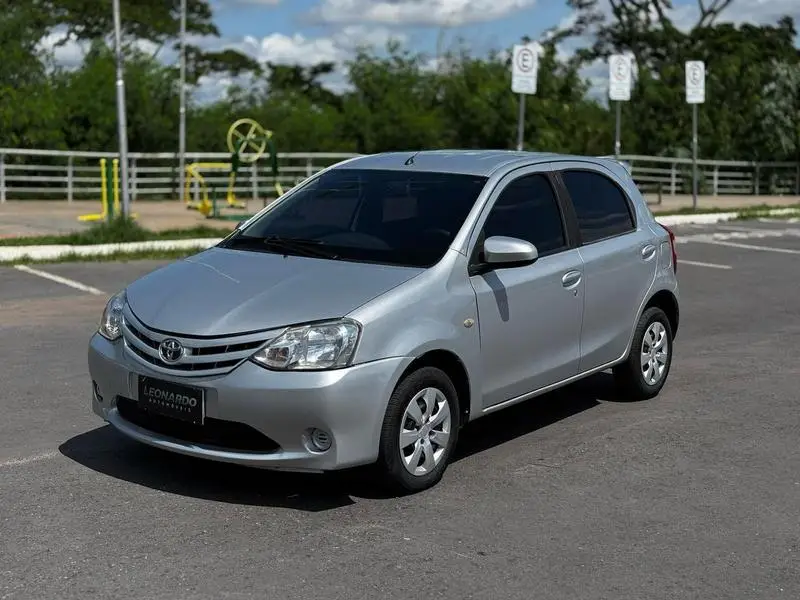 Toyota Etios X 1.3 (Flex)