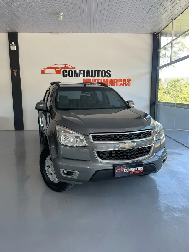 Carro Chevrolet S10 Cabine Dupla 2013 S10 LT 2.8 diesel (Cab Dupla) 4x2