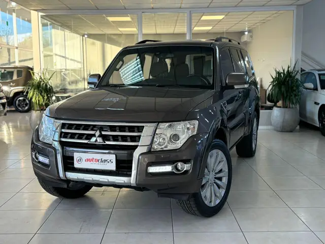 Carro Mitsubishi Pajero Full 2015 3.8 V6 5D HPE 4WD