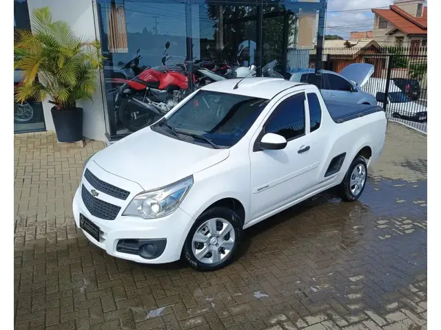 Carro Chevrolet Montana 2016 LS 1.4 (Flex)