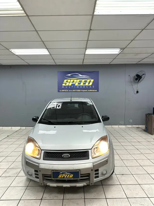 Carro Ford Fiesta Hatch 2010 1.0 (Flex)