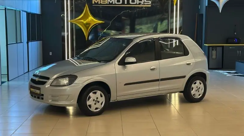 Chevrolet LT 1.0 (Flex)