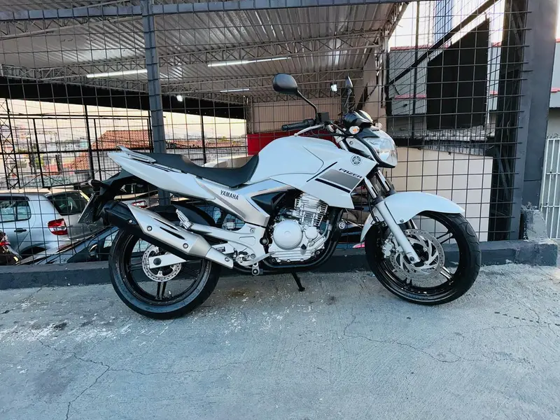 Yamaha YS 250 Fazer Black Edition