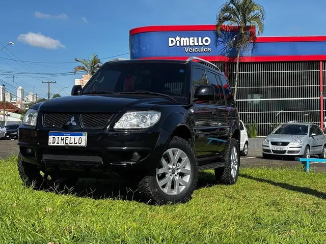 Carro Mitsubishi Pajero TR4 2010 2.0 16V 4x4 (flex) (aut)
