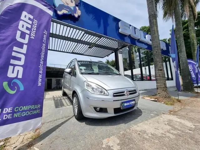 Carro Fiat Idea 2015 Essence 1.6 16V E.TorQ (Flex)