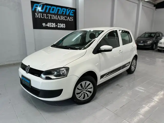 Carro Volkswagen Fox 2014 1.0 TEC BlueMotion (Flex) 4p