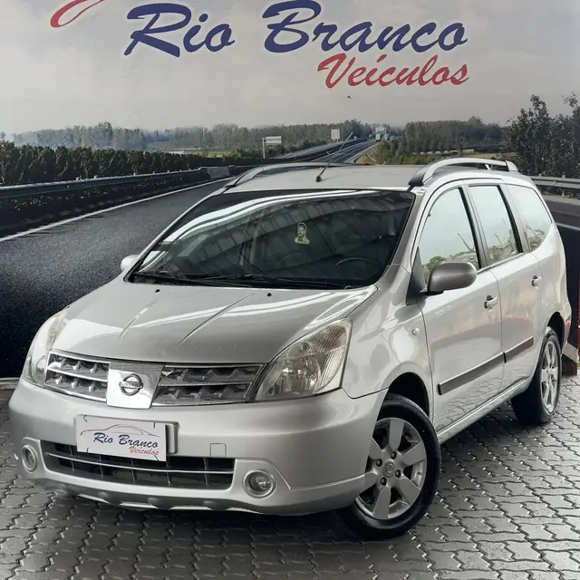 Carro Nissan Grand Livina 2012 SL 1.8 16V (flex) (aut)