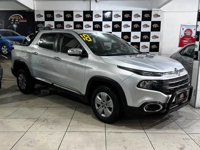 Carro Fiat Toro 2018 Freedom 1.8 AT6 4x2 (Flex)