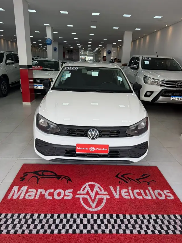 Carro Volkswagen Polo 2023 Track 1.0 Flex 12V 5p