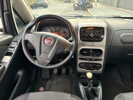 Idea Attractive 1.4 8V (Flex)