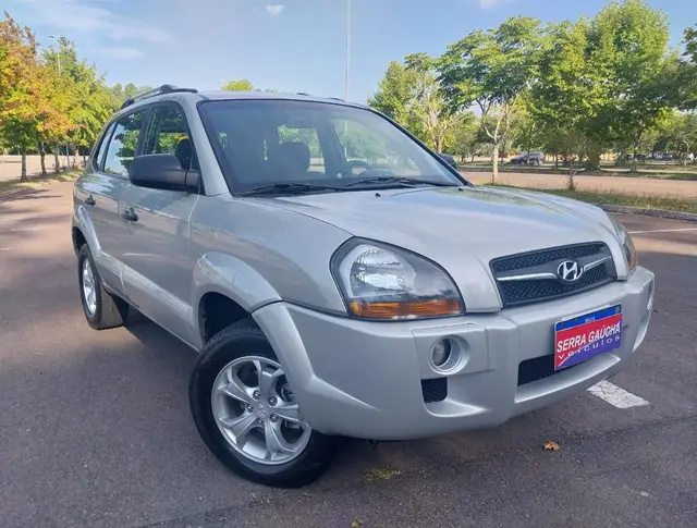 Carro Hyundai Tucson 2010 GL 2.0 16V