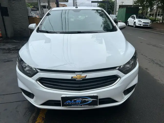 Carro Chevrolet Onix 2019 1.0 LT SPE/4
