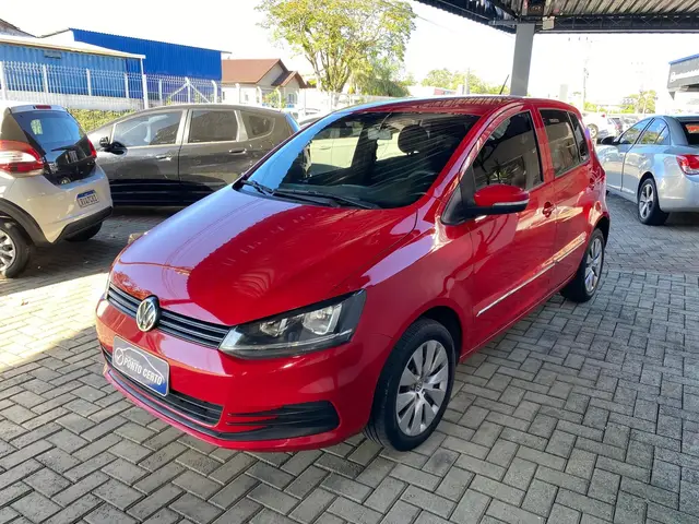Carro Volkswagen Fox 2015 1.0 TEC Comfortline (Flex)