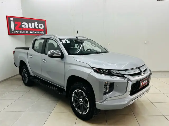 Carro Mitsubishi L200 Triton Sport 2022 HPE-S 2.4 DID-H 4x4 (Aut)