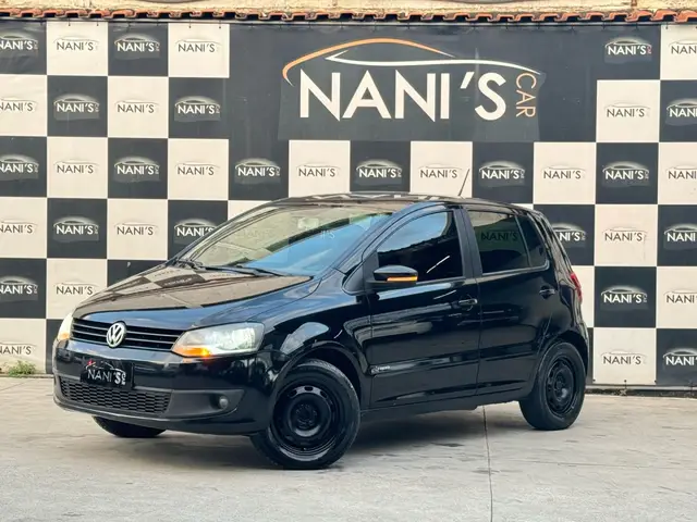 Carro Volkswagen Fox 2013 1.0 VHT (Flex) 4p