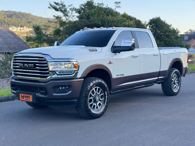 Carro RAM 3500 2024 Limited Longhorn 6.7 4x4