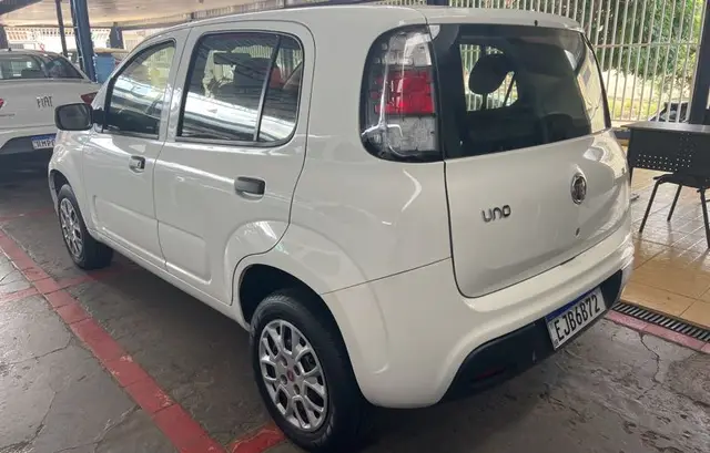 Carro Fiat Uno 2020 Attractive 1.0 8V (Flex) 4p