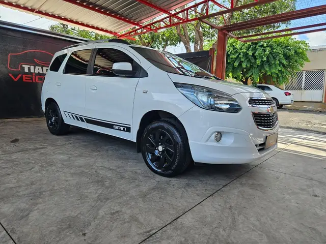Carro Chevrolet Spin 2014 LTZ 7S 1.8 (Flex) (Aut)