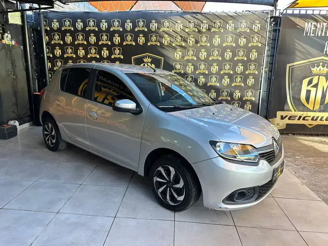 Carro Renault Sandero 2016 Expression 1.0 16V (Flex)
