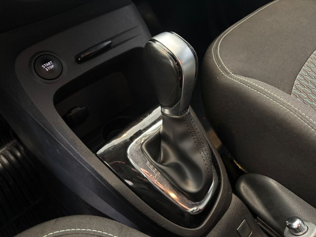 Captur Life 1.6 16v SCe CVT (Flex)