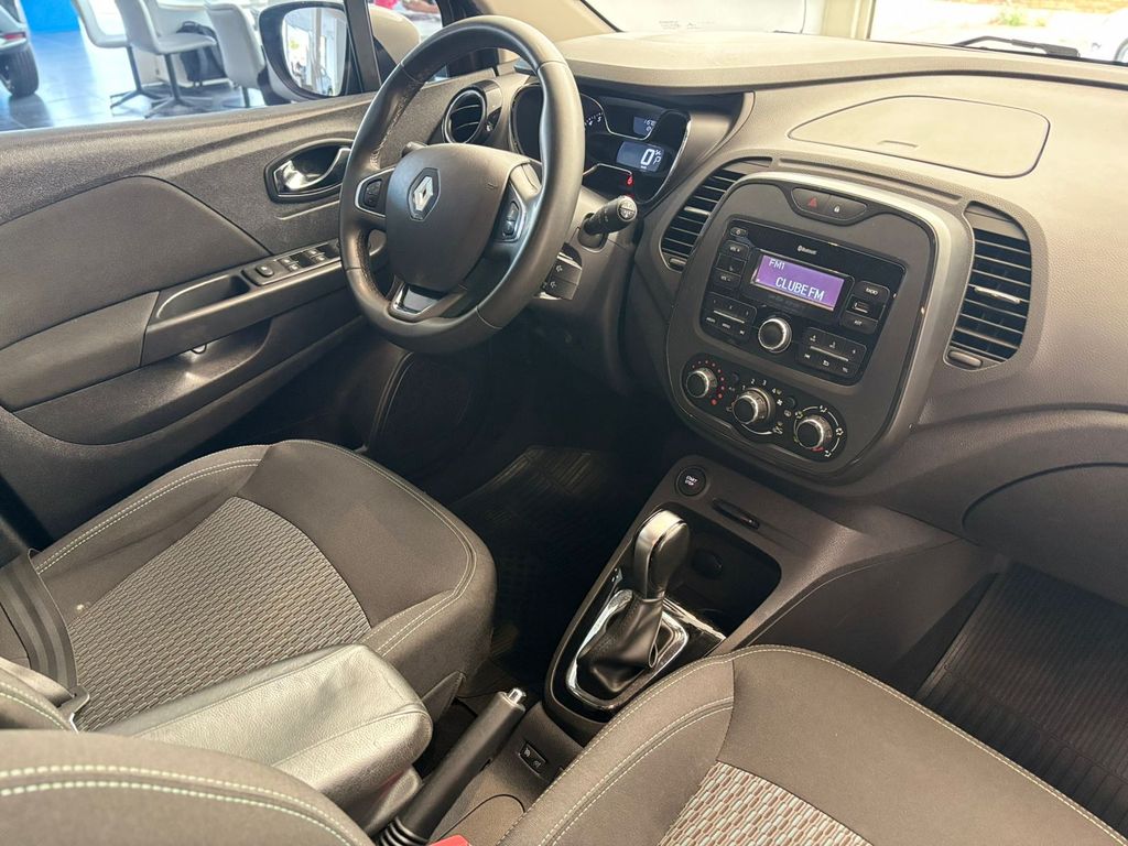 Captur Life 1.6 16v SCe CVT (Flex)