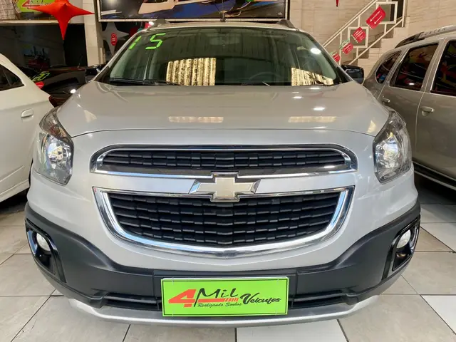 Carro Chevrolet Spin 2015 Activ  1.8 (Flex) (Aut)