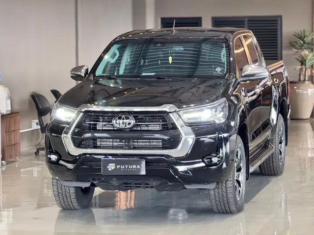 Carro Toyota Hilux Cabine Dupla 2022 SRX 2.8 TDI CD 4x4 (Aut)