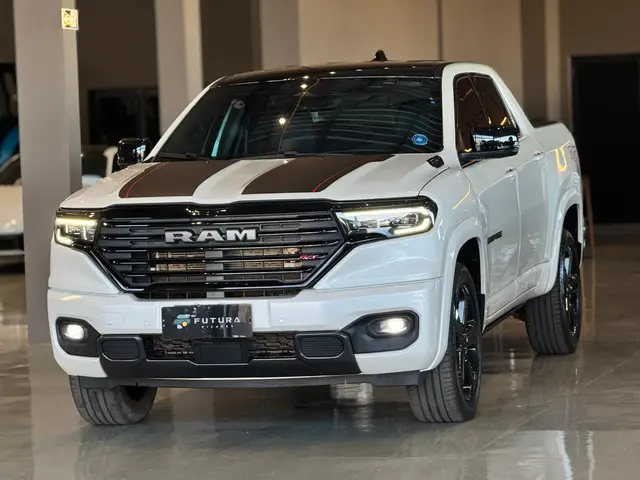 Carro RAM Rampage 2024 R/T 2.0 Turbo