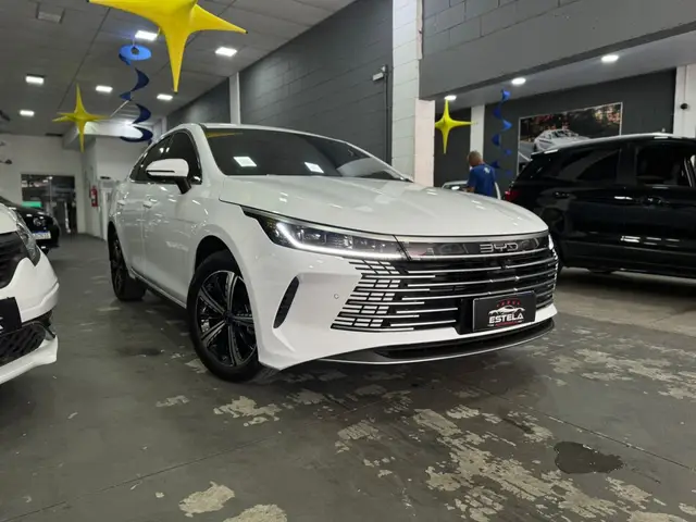 Carro BYD King 2025 DM-i GS