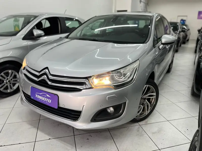 Citroën C4 Lounge Exclusive 1.6 THP (Aut)
