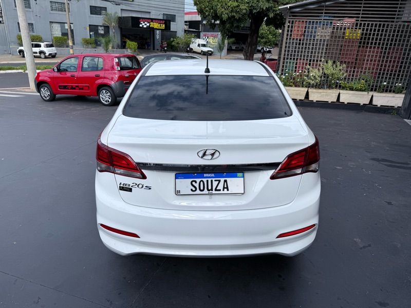 Hyundai HB20S