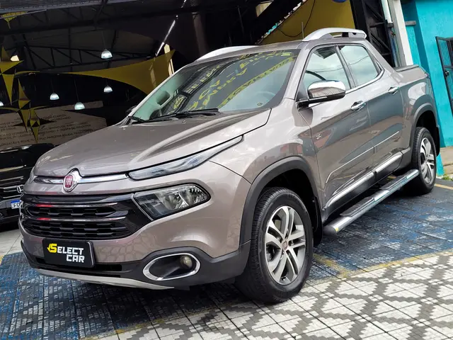 Carro Fiat Toro 2019 Volcano 2.4 AT9 4x2 (Flex)