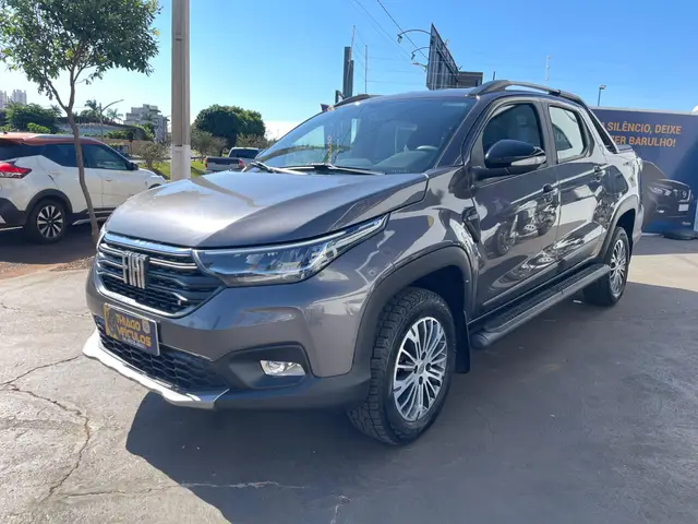 Carro Fiat Strada 2023 Ranch 1.3 Flex 8V CD Aut.