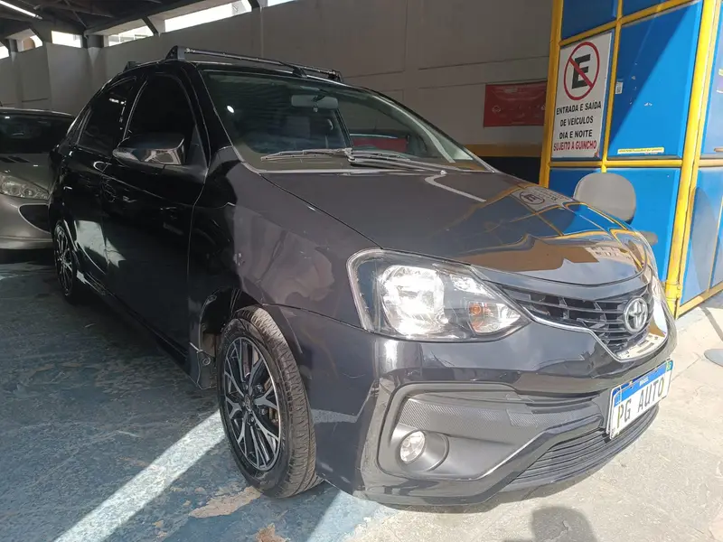 Toyota Etios Sedan Platinum 1.5 (Aut) (Flex)