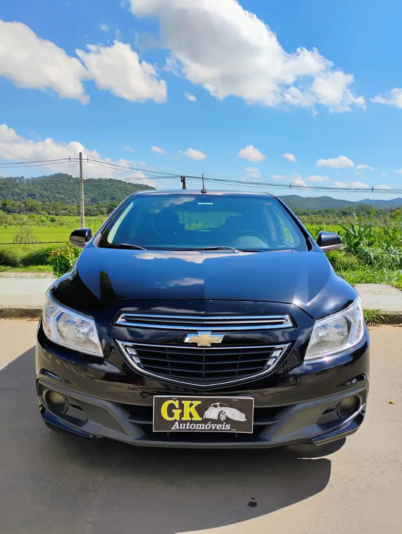Chevrolet Onix 1.0 LT SPE/4