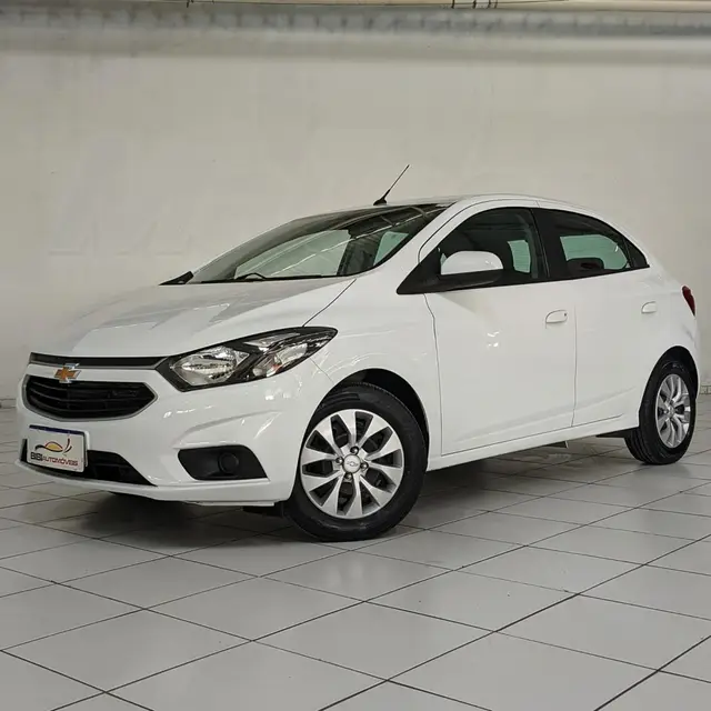 Carro Chevrolet Onix 2018 LT 1.4 8V FlexPower 5p Mec.