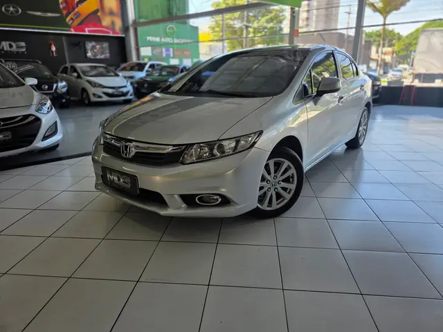 Carro Honda Civic 2014 LXS 1.8 i-VTEC (Aut) (Flex)