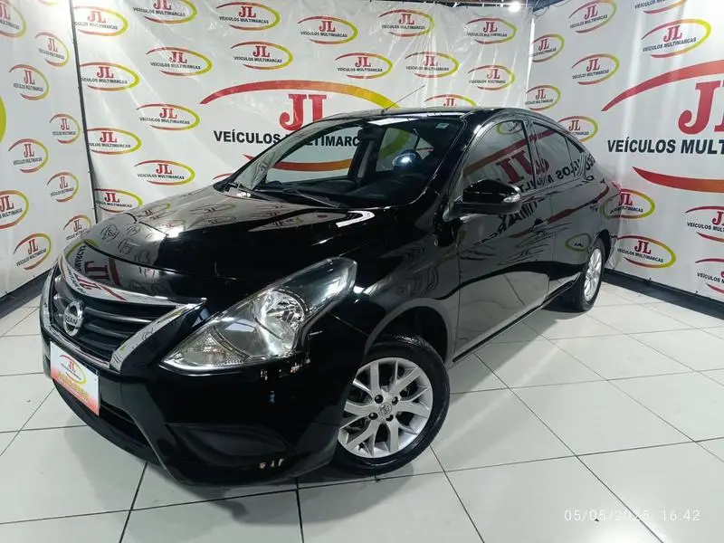Nissan Versa 1.6 16V SV (Flex)