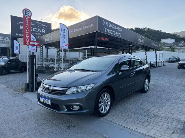 Carro Honda Civic 2014 New  LXR 2.0 i-VTEC (Aut) (Flex)