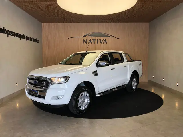 Carro Ford Ranger Cabine Dupla 2017 Ranger 3.2 XLT CD 4x4 (Aut)