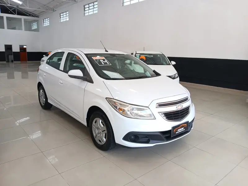 Chevrolet Onix 1.0 LT SPE/4