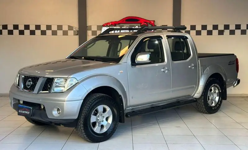 Nissan Frontier LE 4x4 2.5 16V (cab. dupla)