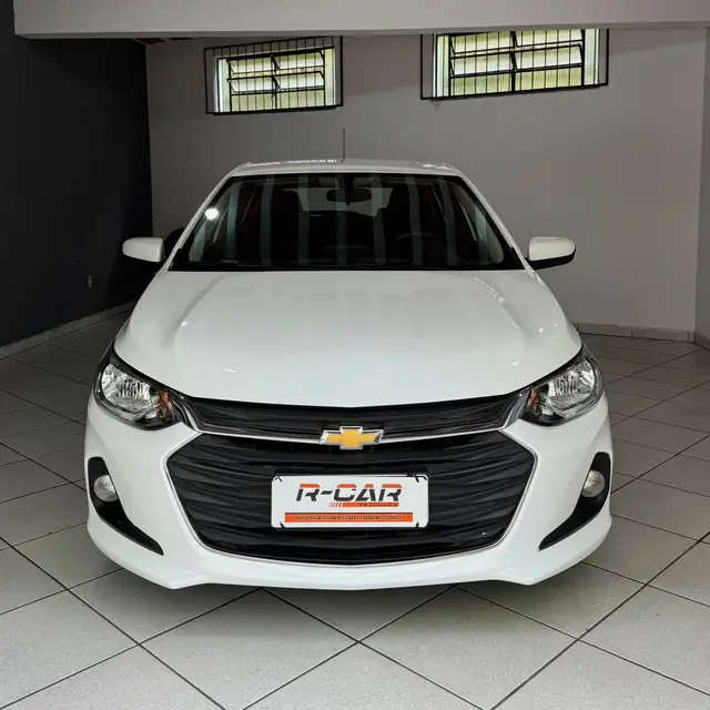 Carro Chevrolet Onix 2024 LT 1.0