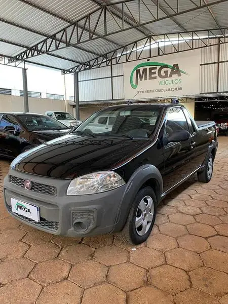 Carro Fiat Strada 2015 Working 1.4 (Flex)