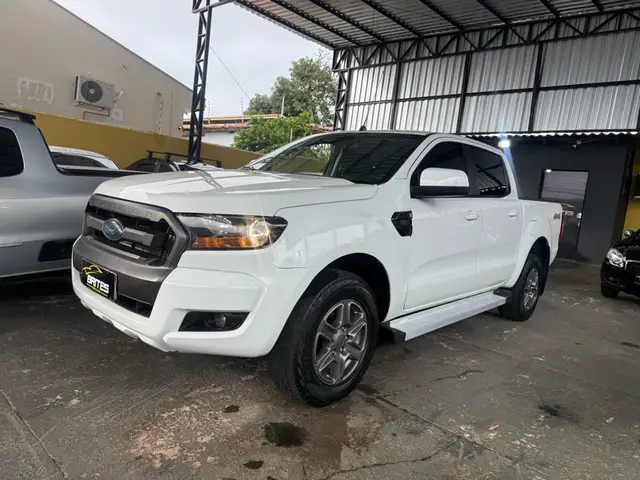 Carro Ford Ranger Cabine Dupla 2019 Ranger 2.2 TD XLS CD 4x4 (Aut)
