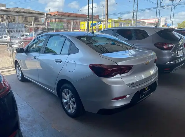 Carro Chevrolet Onix Plus 2021 1.0 LT (Flex)